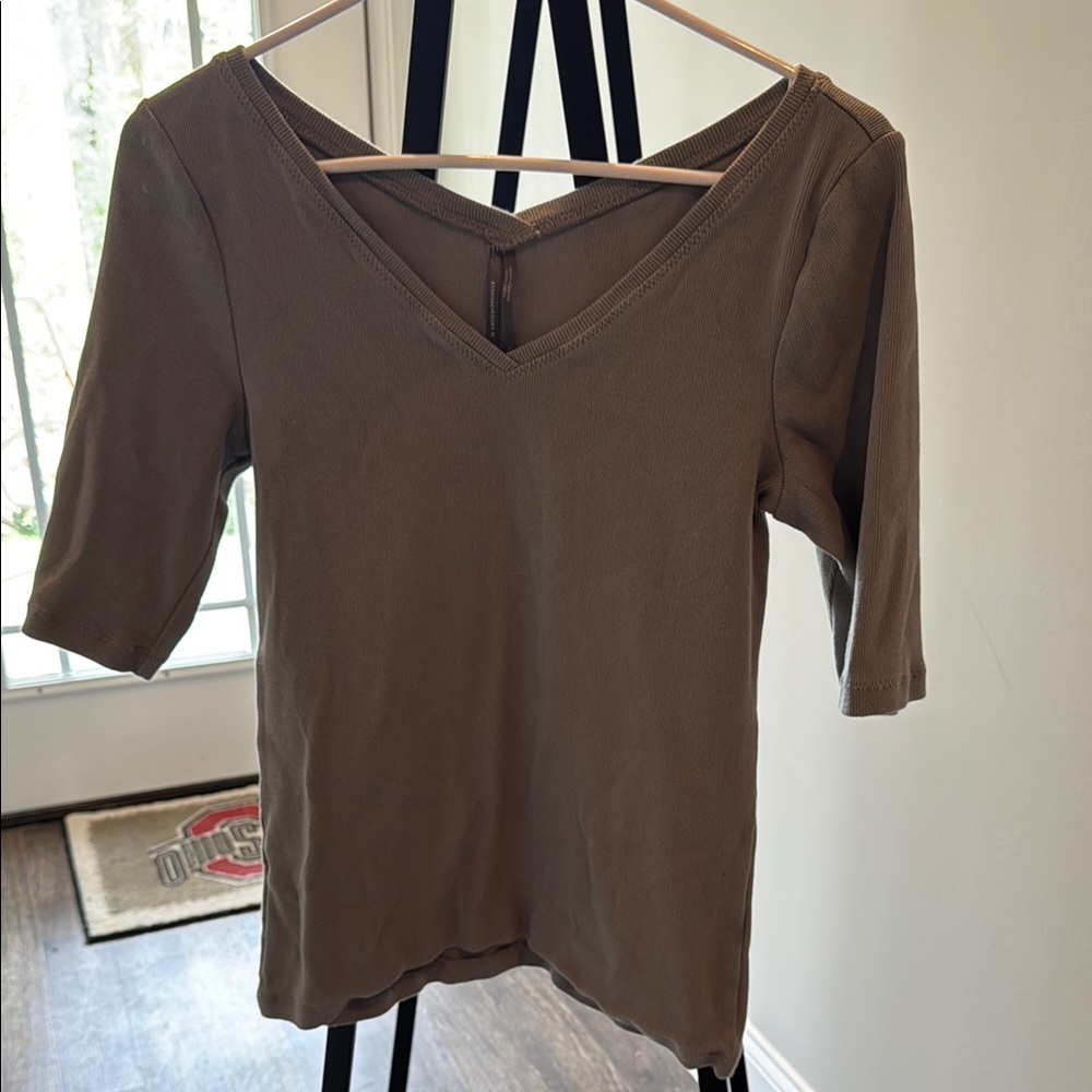 ANTHROPOLOGY Women's V-Neck Top - GRAY